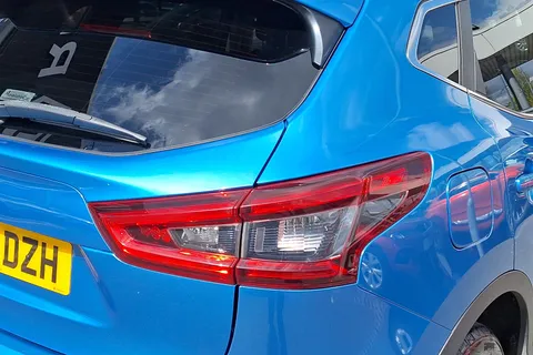 NU67DZH Nissan Qashqai 1.2 DiG-T N-Connecta 5dr Thumbnail #40