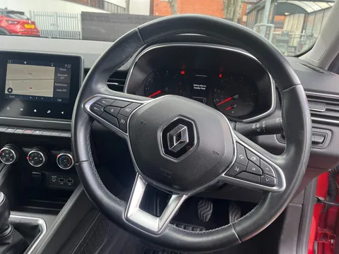 HV20DFG Renault Clio 1.0 TCe 100 Iconic 5dr Thumbnail #30