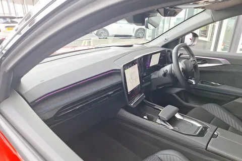 BF26YYO Renault Austral E-Tech FHEV Techno Esprit Alpine 5dr Auto Thumbnail #31