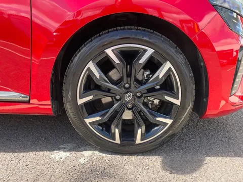 SG74LLM Renault Clio 1.6 E-TECH full hybrid 145 Techno 5dr Auto Thumbnail #5