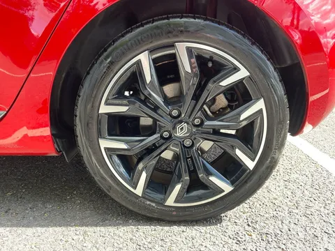 SG74LLM Renault Clio 1.6 E-TECH full hybrid 145 Techno 5dr Auto Thumbnail #19