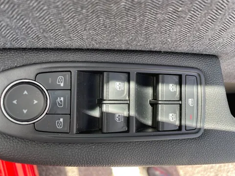 SG74LLM Renault Clio 1.6 E-TECH full hybrid 145 Techno 5dr Auto Thumbnail #21