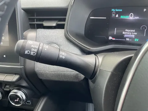 SG74LLM Renault Clio 1.6 E-TECH full hybrid 145 Techno 5dr Auto Thumbnail #25