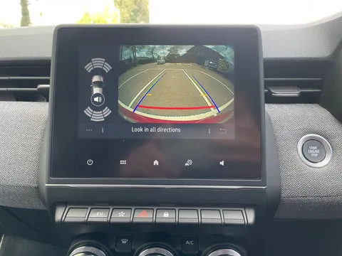 SG74LLM Renault Clio 1.6 E-TECH full hybrid 145 Techno 5dr Auto Thumbnail #29