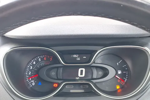 HN69MMU Renault Captur 1.3 TCE 130 S Edition 5dr Thumbnail #12