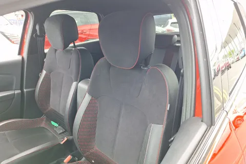 HN69MMU Renault Captur 1.3 TCE 130 S Edition 5dr Thumbnail #29
