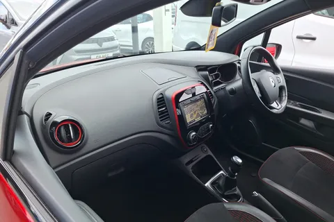HN69MMU Renault Captur 1.3 TCE 130 S Edition 5dr Thumbnail #30