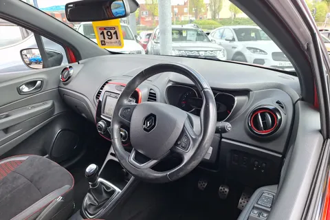 HN69MMU Renault Captur 1.3 TCE 130 S Edition 5dr Thumbnail #32