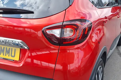 HN69MMU Renault Captur 1.3 TCE 130 S Edition 5dr Thumbnail #18