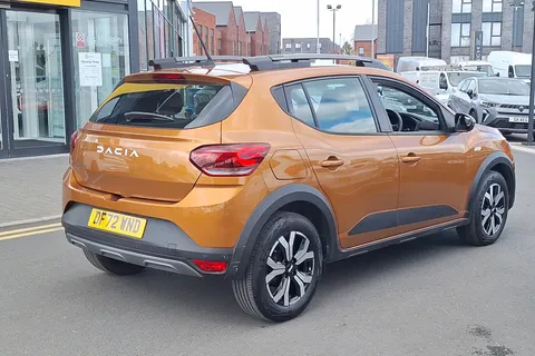 DF72WND Dacia Sandero Stepway 1.0 TCe Journey 5dr Thumbnail #27
