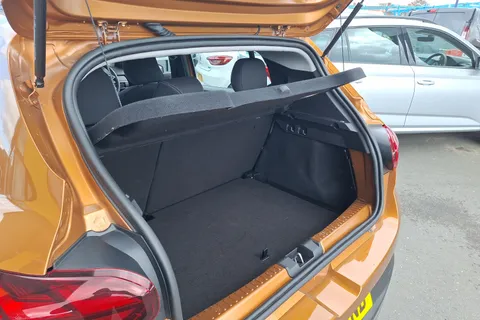 DF72WND Dacia Sandero Stepway 1.0 TCe Journey 5dr Thumbnail #32