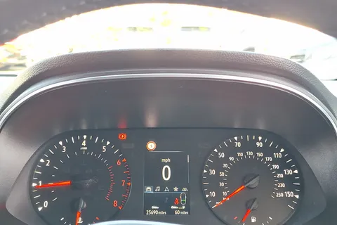 BT20AFE Renault Clio 1.0 TCe 100 Iconic 5dr Thumbnail #12