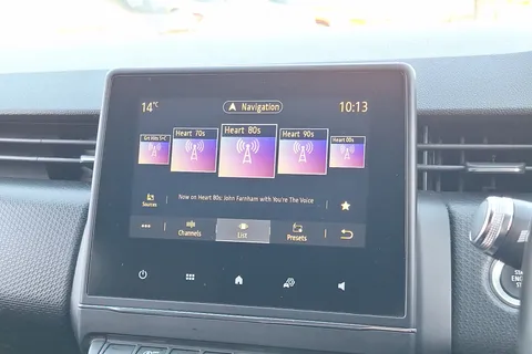 BT20AFE Renault Clio 1.0 TCe 100 Iconic 5dr Thumbnail #39