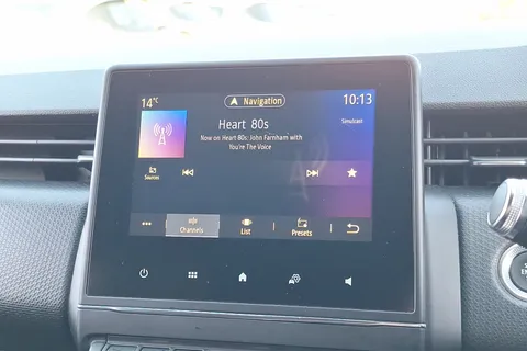 BT20AFE Renault Clio 1.0 TCe 100 Iconic 5dr Thumbnail #40