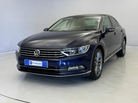 MD17FBC Volkswagen Passat 2.0 TDI GT 4dr [Panoramic Roof] Thumbnail #1
