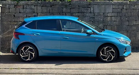 MA72XXU Hyundai i20 1.0T GDi 48V MHD Premium 5dr Thumbnail #2