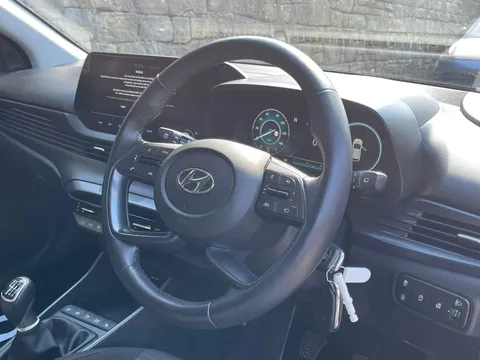 MA72XXU Hyundai i20 1.0T GDi 48V MHD Premium 5dr Thumbnail #12