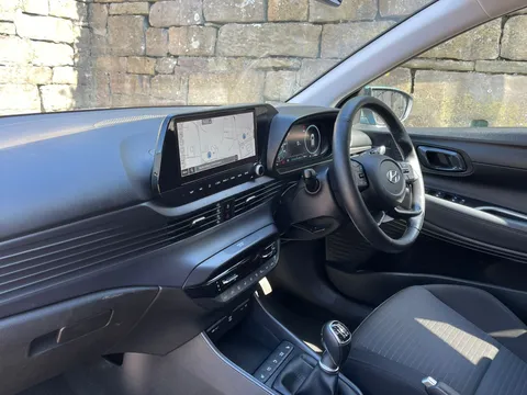MA72XXU Hyundai i20 1.0T GDi 48V MHD Premium 5dr Thumbnail #20