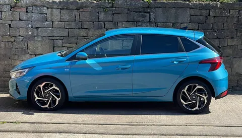 MA72XXU Hyundai i20 1.0T GDi 48V MHD Premium 5dr Thumbnail #4