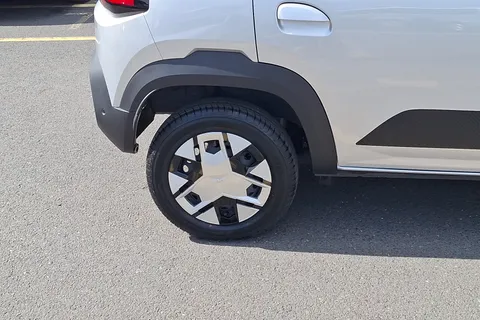 BP75TVX Dacia Spring 27kWh Expression 45 33kW 5dr Auto Thumbnail #5