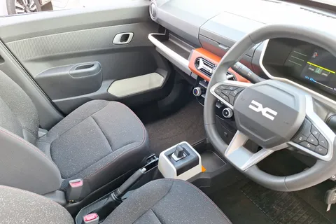 BP75TVX Dacia Spring 27kWh Expression 45 33kW 5dr Auto Thumbnail #13