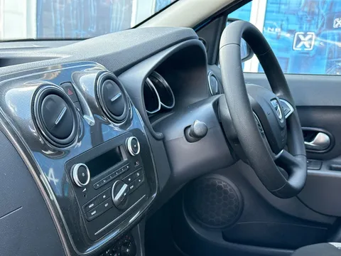 BD19TKT Dacia Sandero Stepway 0.9 TCe Essential 5dr Thumbnail #16