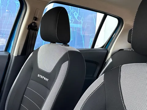 BD19TKT Dacia Sandero Stepway 0.9 TCe Essential 5dr Thumbnail #17