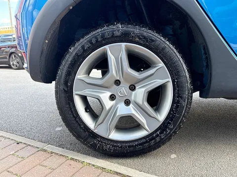 BD19TKT Dacia Sandero Stepway 0.9 TCe Essential 5dr Thumbnail #22