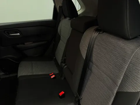 DY25CAO Nissan X-Trail 1.5 MHEV 163 N-Connecta 5dr [7 Seat] Xtronic Thumbnail #15