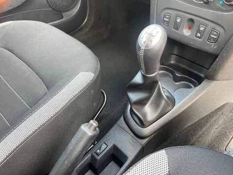 BV20HTK Dacia Sandero Stepway 0.9 TCe Comfort 5dr Thumbnail #13