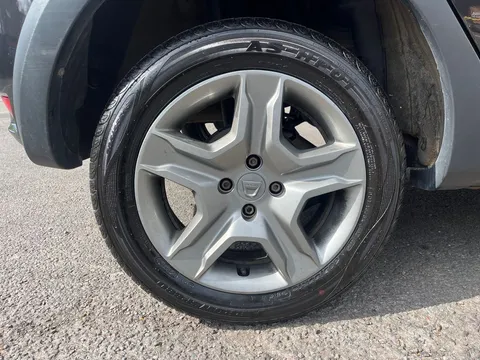 BV20HTK Dacia Sandero Stepway 0.9 TCe Comfort 5dr Thumbnail #14