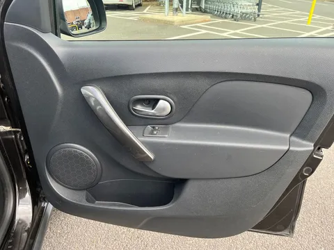 BV20HTK Dacia Sandero Stepway 0.9 TCe Comfort 5dr Thumbnail #20