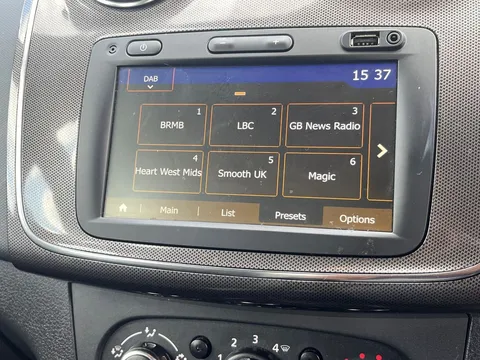 BV20HTK Dacia Sandero Stepway 0.9 TCe Comfort 5dr Thumbnail #32