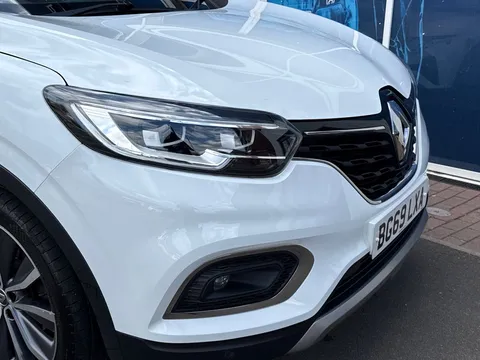 BG69LXA Renault Kadjar 1.3 TCE S Edition 5dr Thumbnail #29