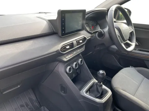 BN24ZHY Dacia Sandero Stepway 1.0 TCe Extreme 5dr Thumbnail #4