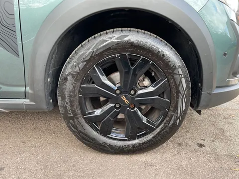 BN24ZHY Dacia Sandero Stepway 1.0 TCe Extreme 5dr Thumbnail #5