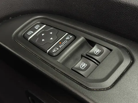 FM23UEJ Renault Trafic SL28 Blue dCi 170 Sport Van EDC Thumbnail #15