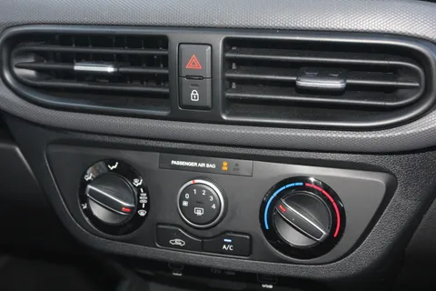 DE75OHA Hyundai i10 1.2 [79] Advance 5dr [Nav] Thumbnail #25