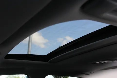 DG71FBO Hyundai Kona 1.6 GDi Hybrid Ultimate 5dr DCT Thumbnail #14