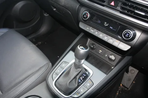 DG71FBO Hyundai Kona 1.6 GDi Hybrid Ultimate 5dr DCT Thumbnail #29