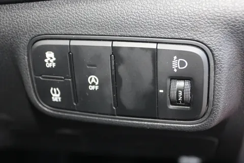 DG75AWF Hyundai i20 1.0T GDi Advance [Nav] 5dr Thumbnail #19