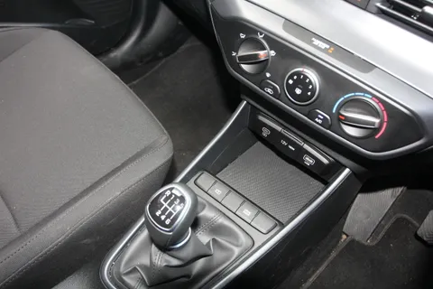 DG75AWF Hyundai i20 1.0T GDi Advance [Nav] 5dr Thumbnail #25
