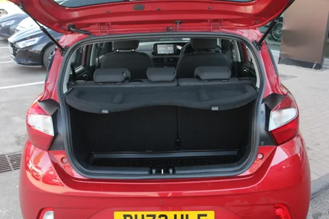 DH73HLE Hyundai i10 1.2 Advance 5dr Thumbnail #8