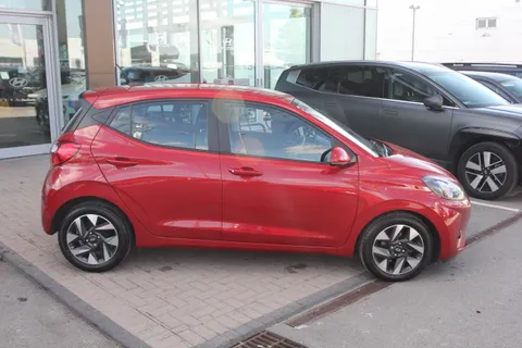 DH73HLE Hyundai i10 1.2 Advance 5dr Thumbnail #5