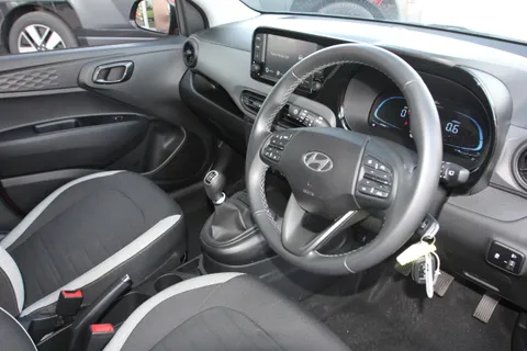 DH73HLE Hyundai i10 1.2 Advance 5dr Thumbnail #18