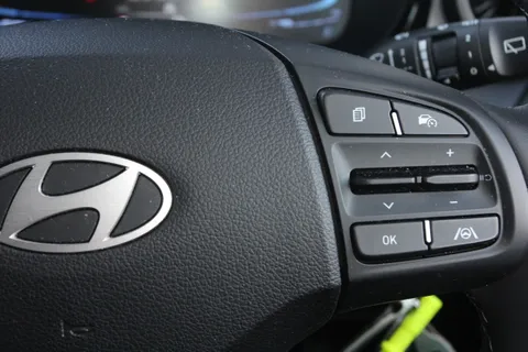 DH73HLE Hyundai i10 1.2 Advance 5dr Thumbnail #22