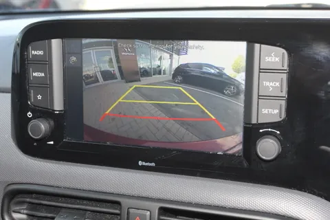 DH73HLE Hyundai i10 1.2 Advance 5dr Thumbnail #29