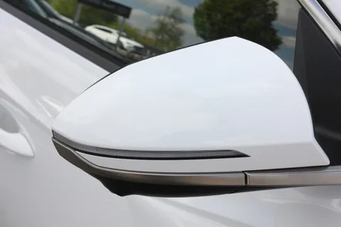 EF25ZKJ Hyundai Tucson 1.6T Plug-in Hybrid Ultimate 5dr Auto Thumbnail #4