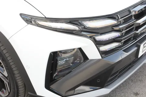 EF25ZKJ Hyundai Tucson 1.6T Plug-in Hybrid Ultimate 5dr Auto Thumbnail #5