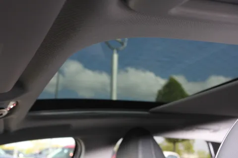 EF25ZKJ Hyundai Tucson 1.6T Plug-in Hybrid Ultimate 5dr Auto Thumbnail #10